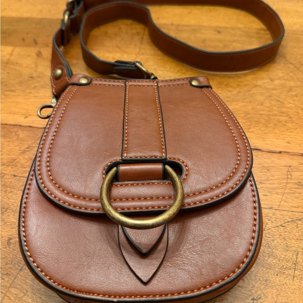 Simply Noelle Brown Vegan Leather Crossbody Bag